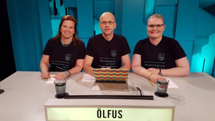 Árný, Hannes og Magnþóra. Mynd: Svf. Ölfus.
