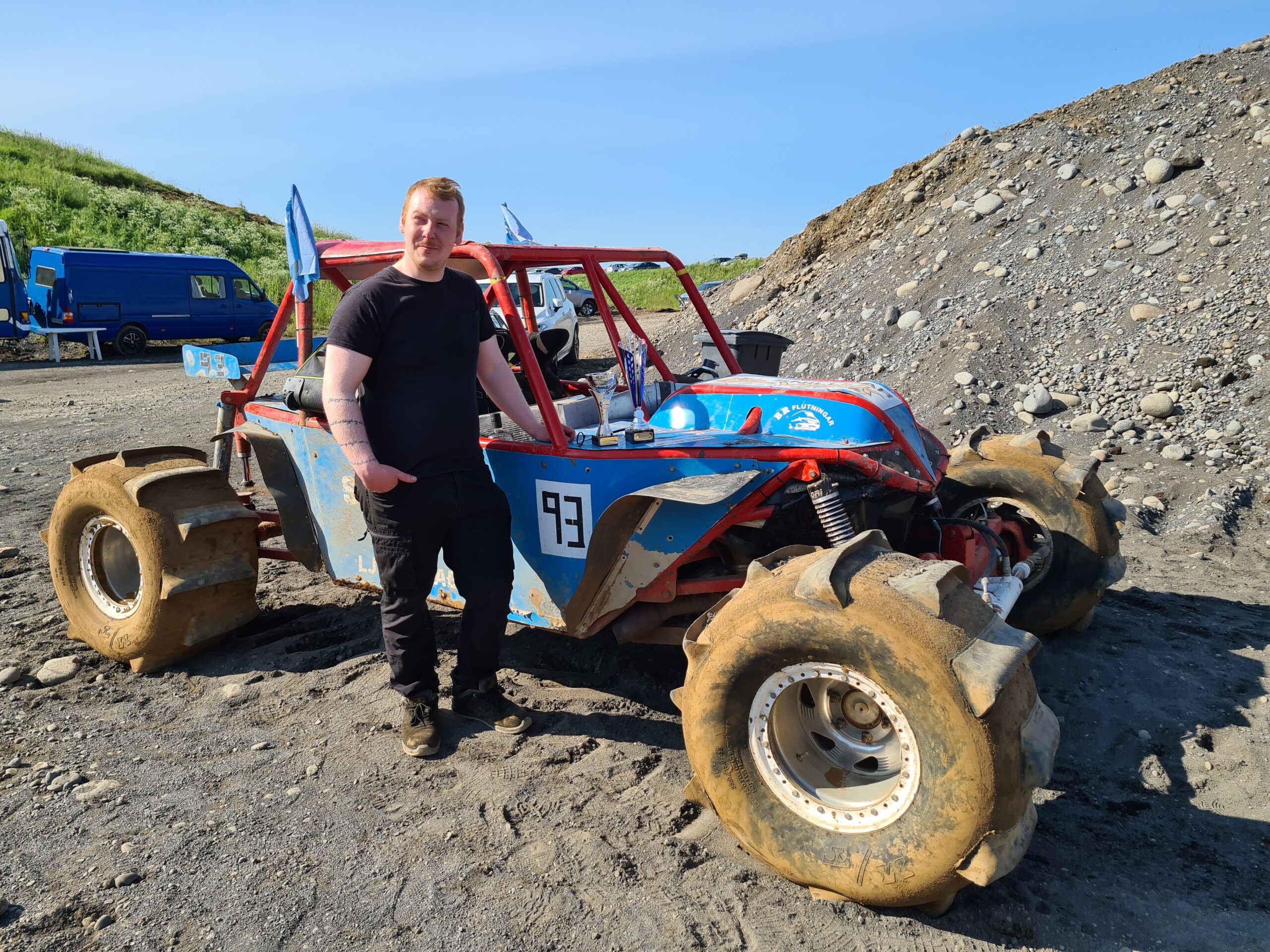 Simbi Racing kemur með Íslandsmeistaratitilinn yfir brúna - DFS.is